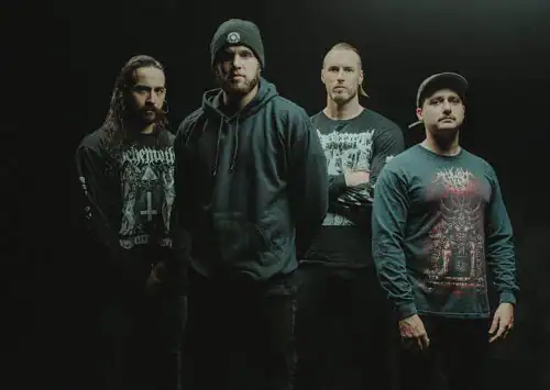 Read more about the article AVERSIONS CROWN to release “A Voice From The Outer Dark” EP in August – Music video for the title track available