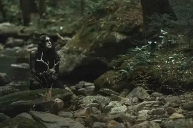 Read more about the article BLACKBRAID unleashes new video/single “The Dying Breath Of A Sacred Stag”